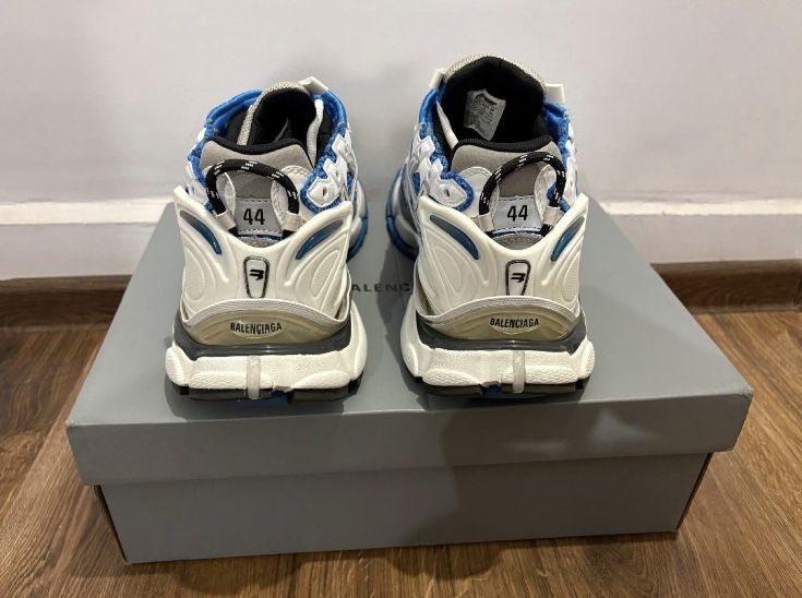 Balenciaga Runner