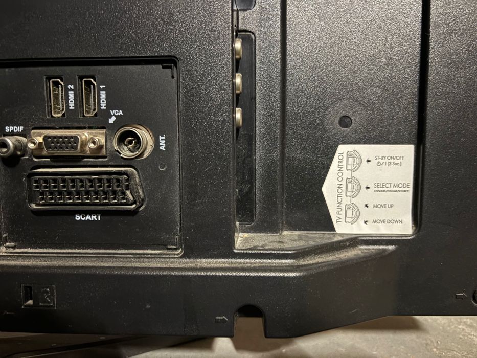 Hitachi 24" LED телевизор с дистанционно – HDMI, VGA
