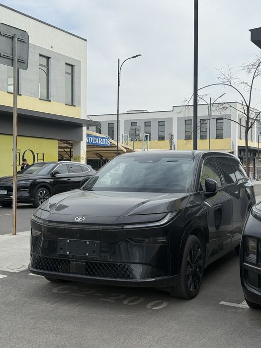 Tayota bz3x full elector 610/520 km