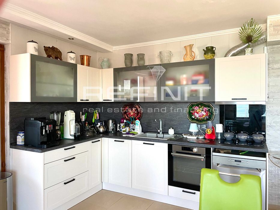 Продава се Двустаен апартамент в Бургас, Сарафово - 104 кв.м за 1635 €/кв.м - Снимка #5