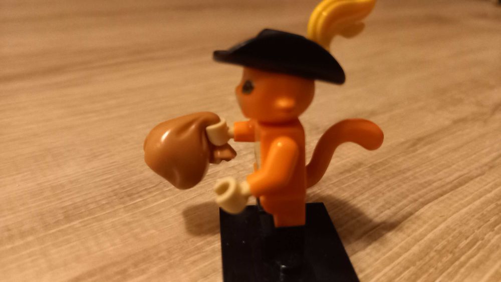 Lego Shrek minifigures Котаракът в чизми 6.50 евро