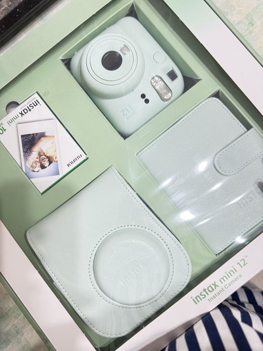 Фотоаппрат моментальной печати