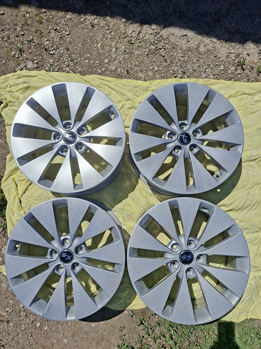 Продам диски р18 оригенал