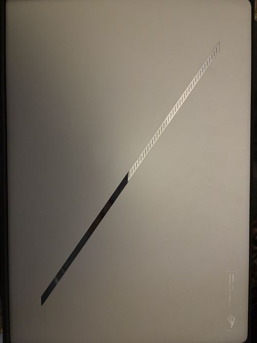 Продам новый Asus ROG zephyrus g16 2025