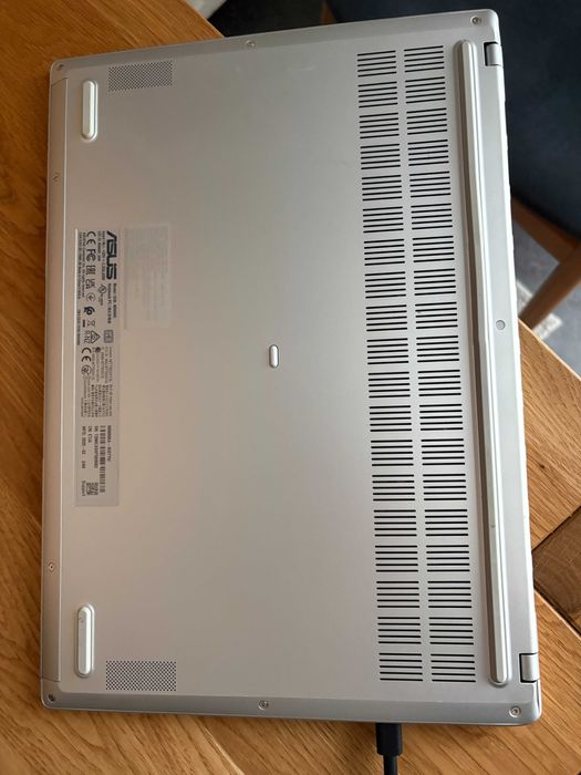 ASUS M5606K (Vivobook S 16 OLED)
