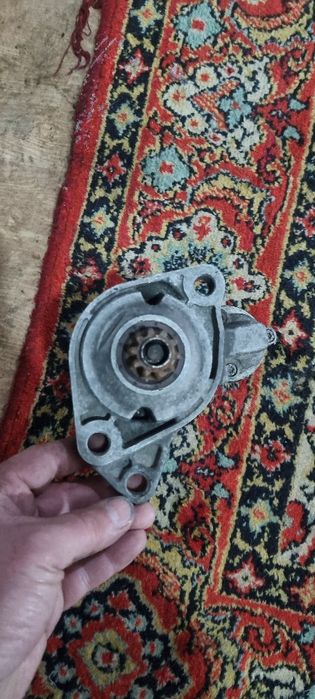 Стартер  для  шкоды октавия классик  подходит  гольф  3 и гольф  4