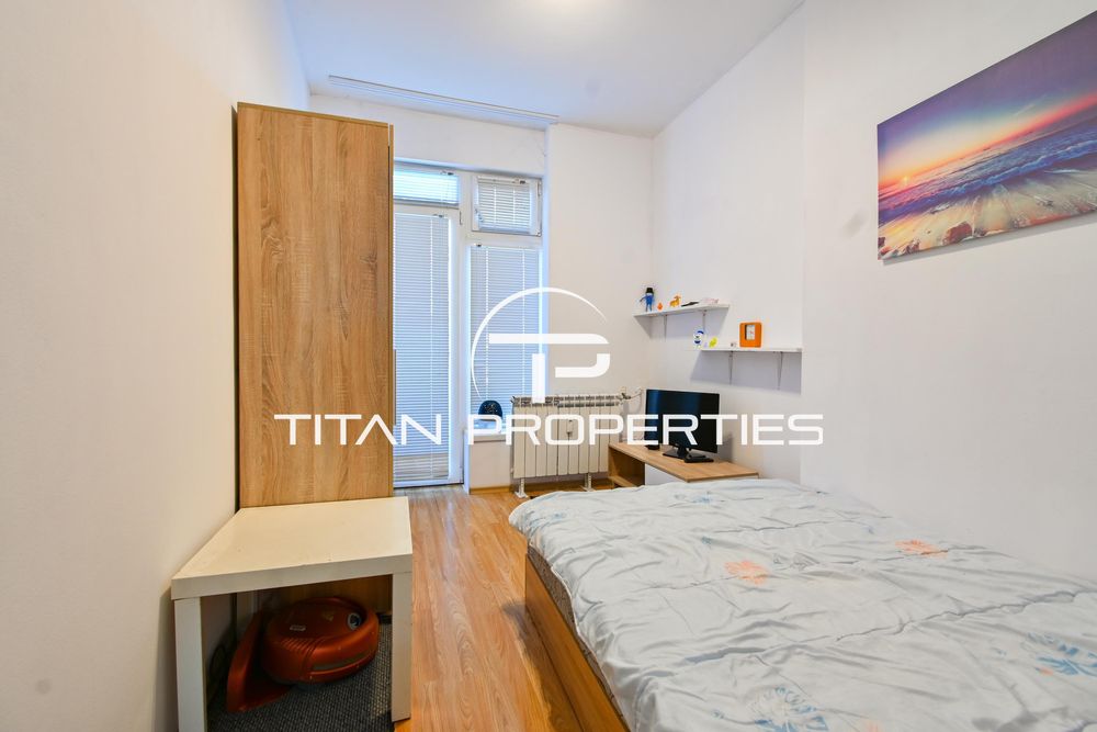 Дава се под наем Тристаен апартамент в София, Докторски паметник - 90 кв.м за 800 € - Снимка #8