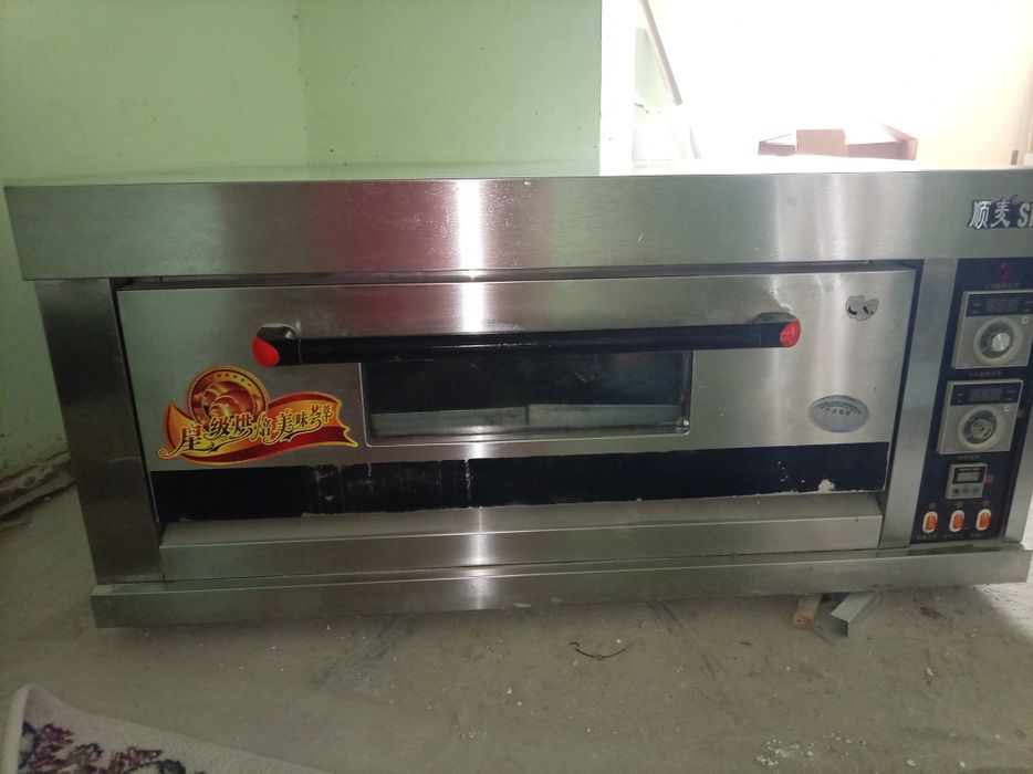 Kandiseriski pechka sotiladi