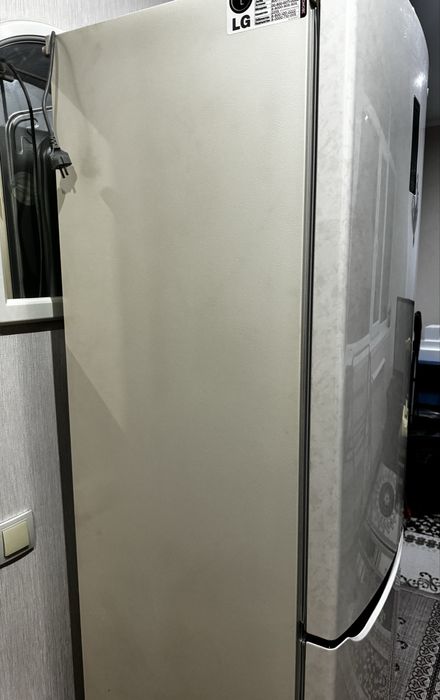 Холодильник LG б/у