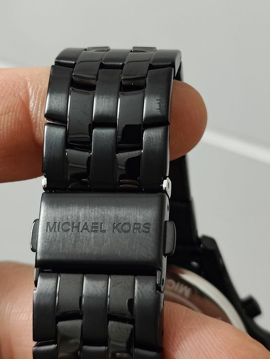 Часовник Michael Kors