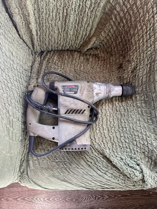 Продам элекроинструмент