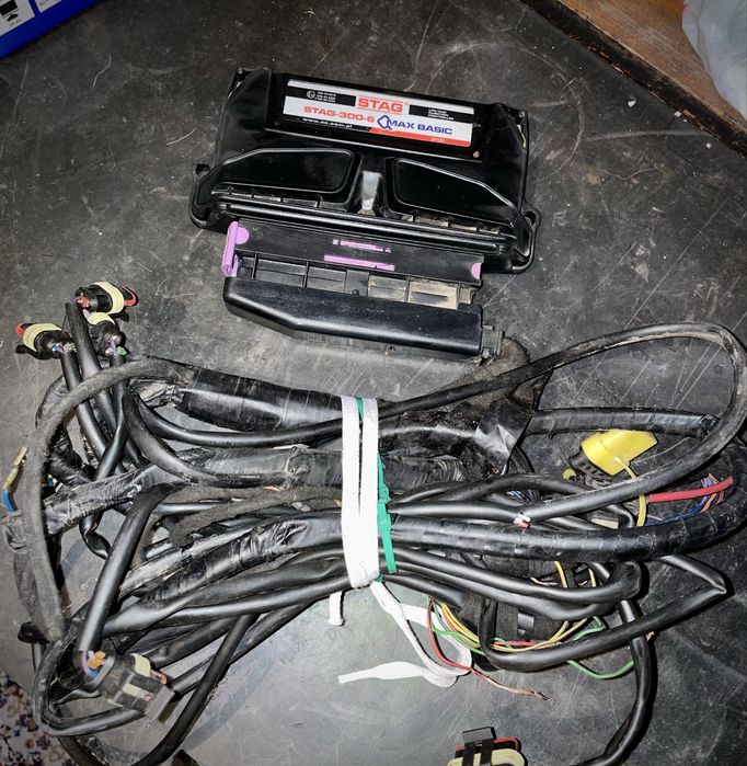 Продам гбо на автомобиль торг