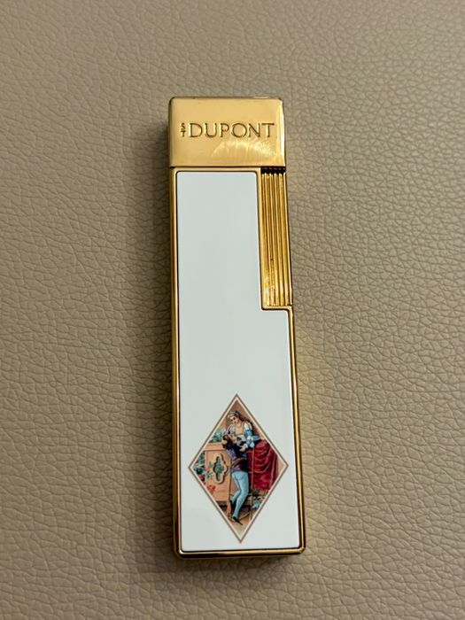 Запалка S.T.Dupont Twiggy Lacquered Lighter ROMEO y JULIETA WHITE