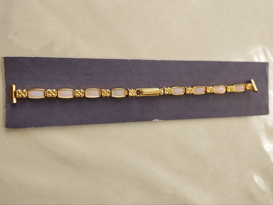 Продаю советский часы и ремешки все позолоченные