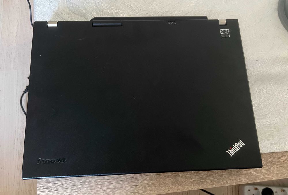 Laptop Lenovo ThinkPad R500 Core2Duo 4GB HDD