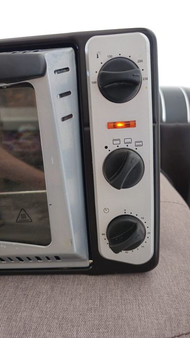 Cuptor electric Severin