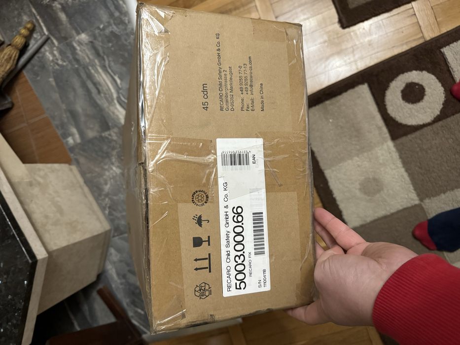 база за столче RECARO