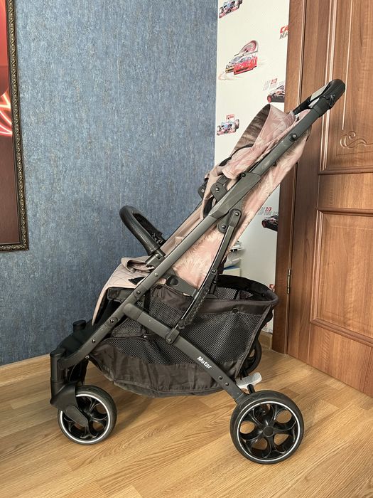 Продам детскую коляску mstar