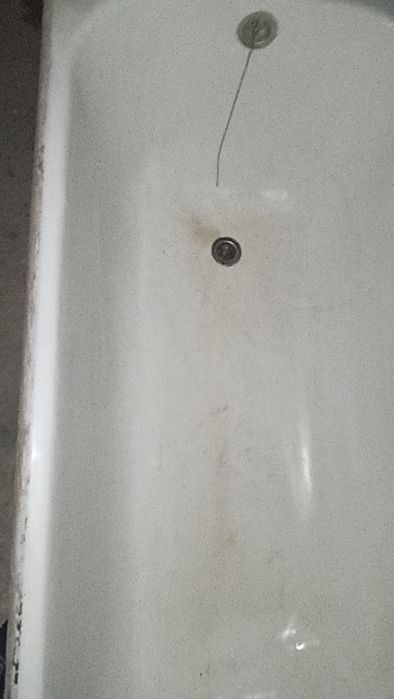 Продаётся чугунная ванна