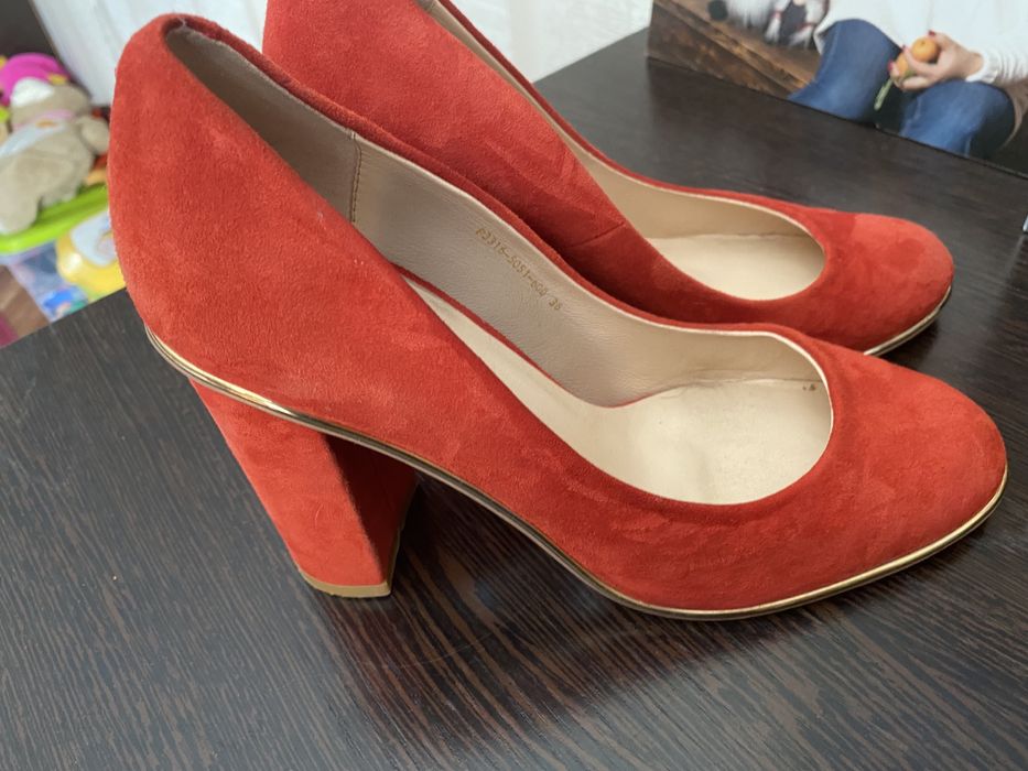 Продам туфли 36 размер