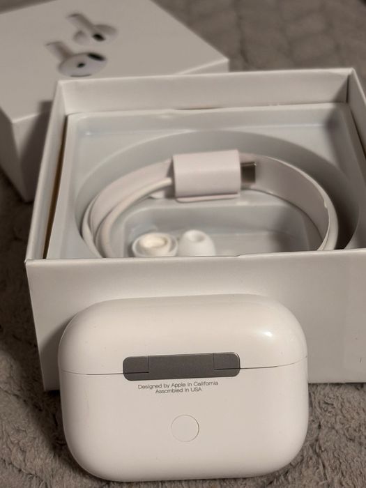 Căști wireless  AirPods Pro – NOI (nefolosite)