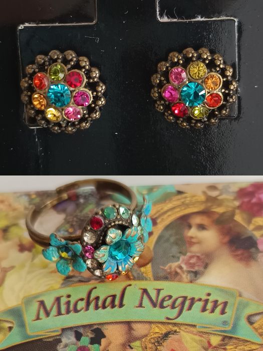 Нови бижута от тук и от Япония, Тайланд, Хавай, Индия и т.н.