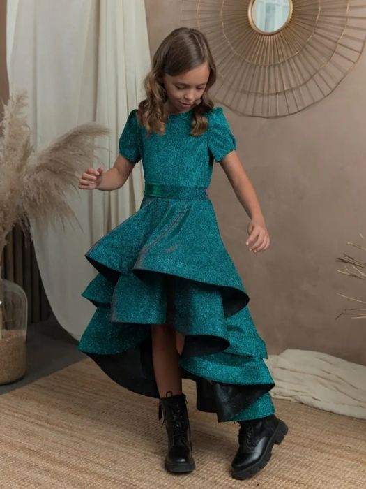 Нарядное праздничное платье