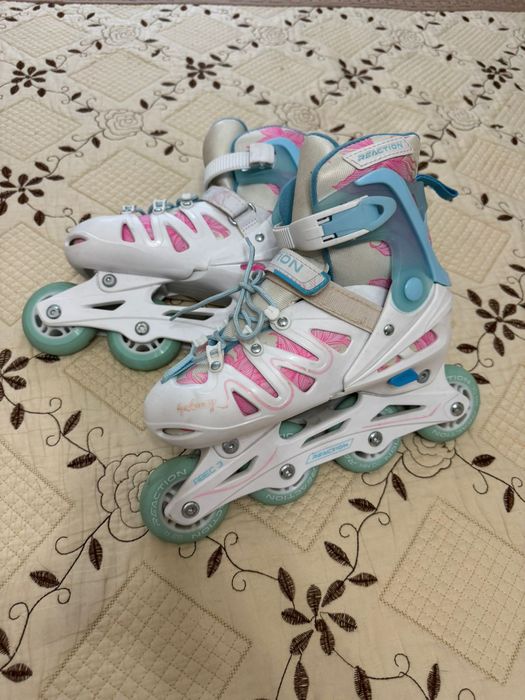Продам роликовые коньки