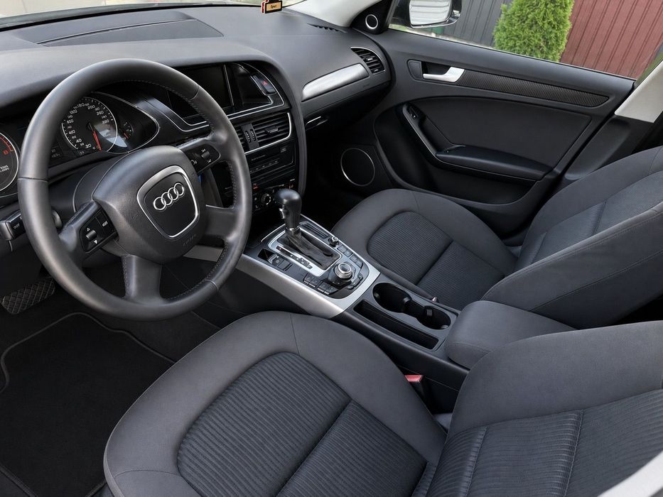 Audi A4 Limuzina