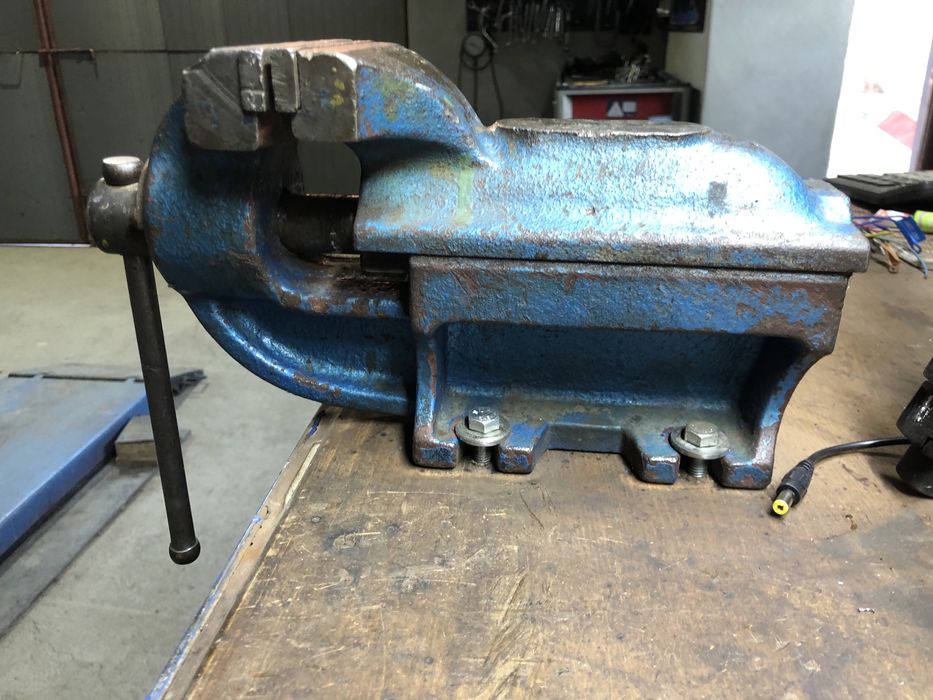 menghina nemteasca de 125mm  in stare perfecta
