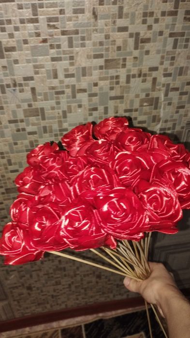 Сто и одна роза букет