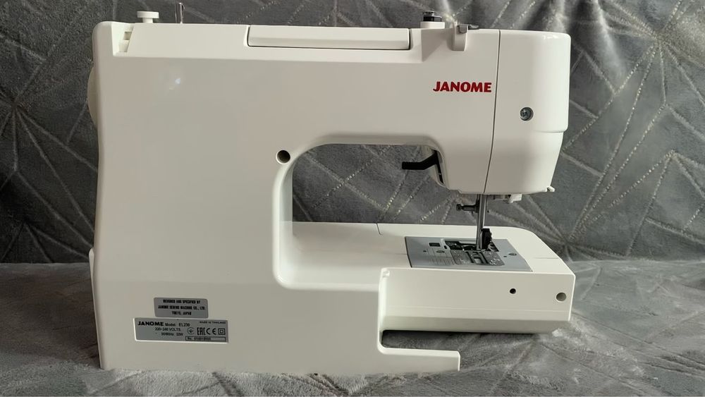 Швейная машинка JANOME EL 230