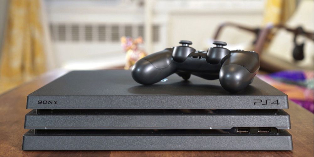 Playstation4 PRO 1tb 2джойстик идеал