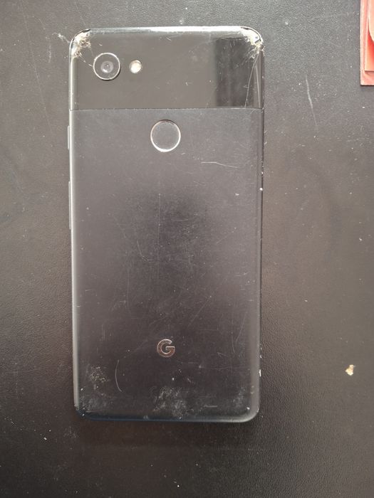 Dezmembrez telefon google pixel 2
