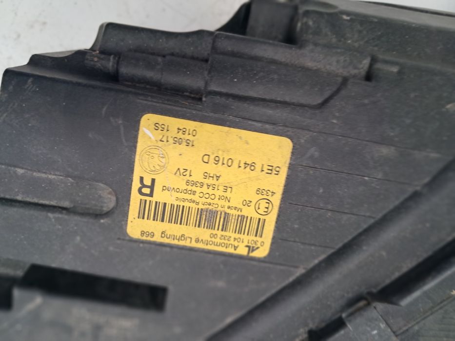 Фар Skoda Octavia 3