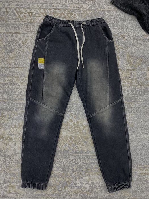 Джинсы мужские.