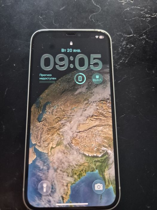 Продам Айфон 12 128