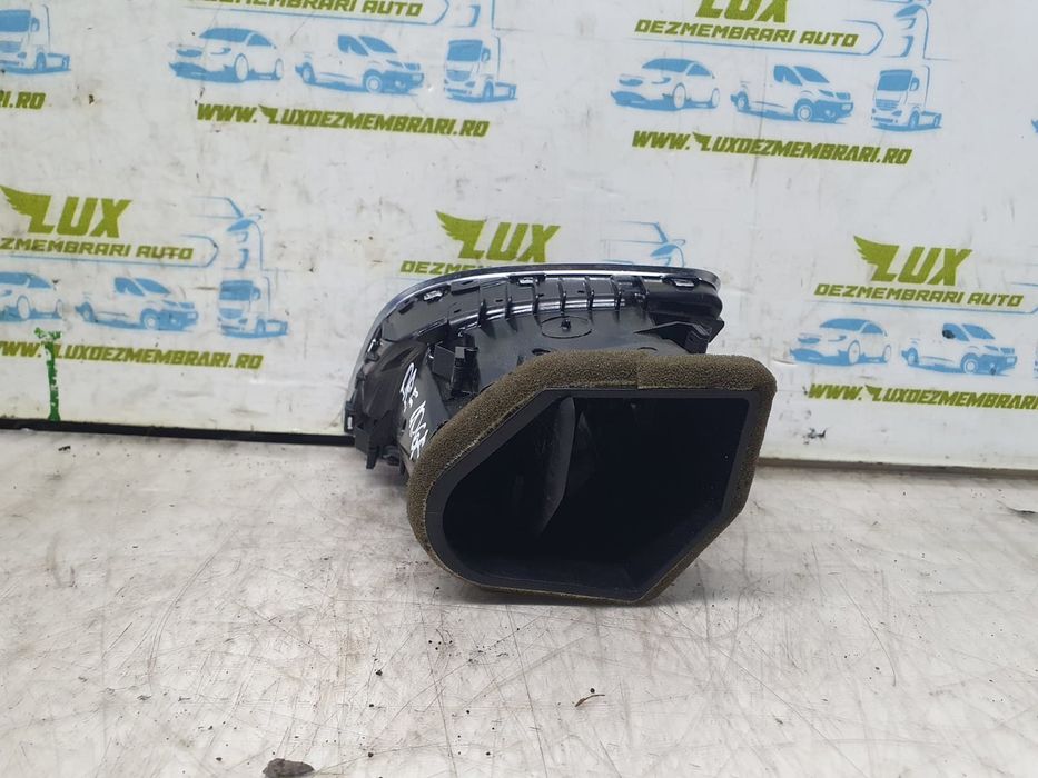 Grila ventilatie bord 8t1820902g Audi A4 B8/8K (facelift) (2011 - 2016) 1.8 tfsi CJEB
