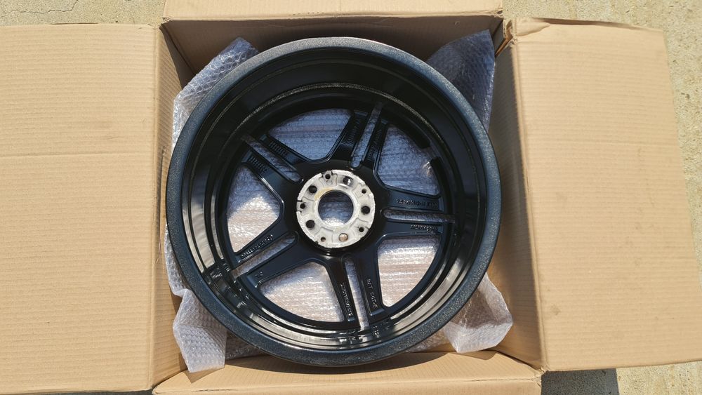 Janta 19 AMG Mercedes GLA GLB a247 w247 h247 A2474011500