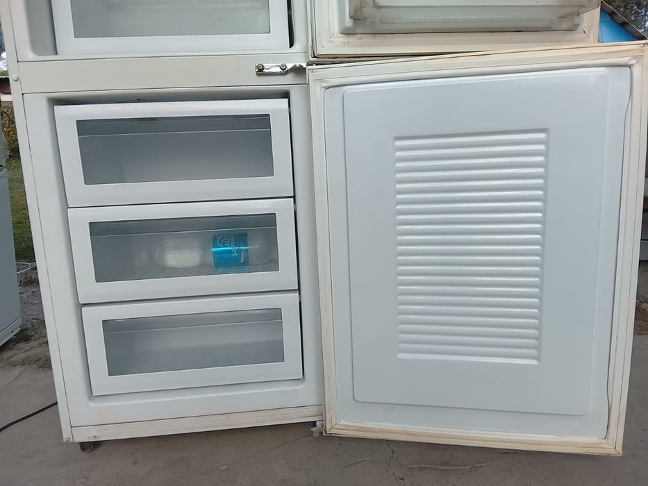 Продам холодильник Самсунг