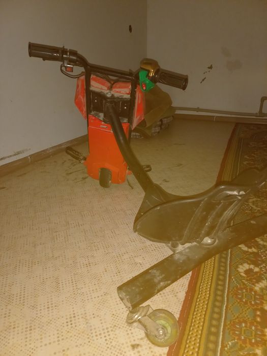 Самокат в хоршем состоянии