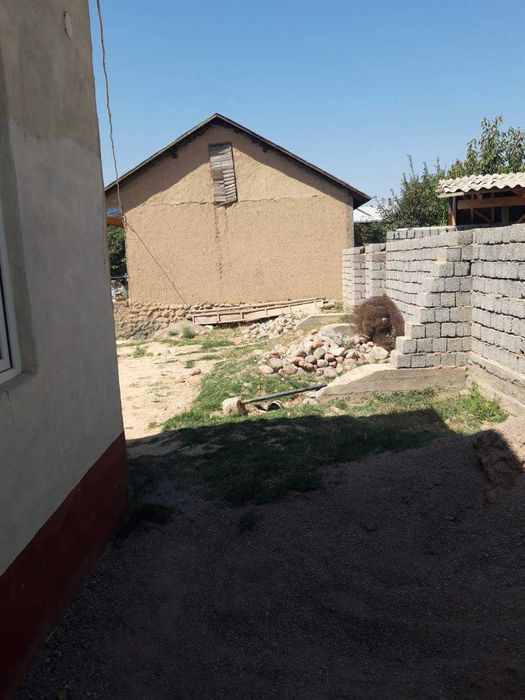 Parkent tumanida uy-joy sotiladi