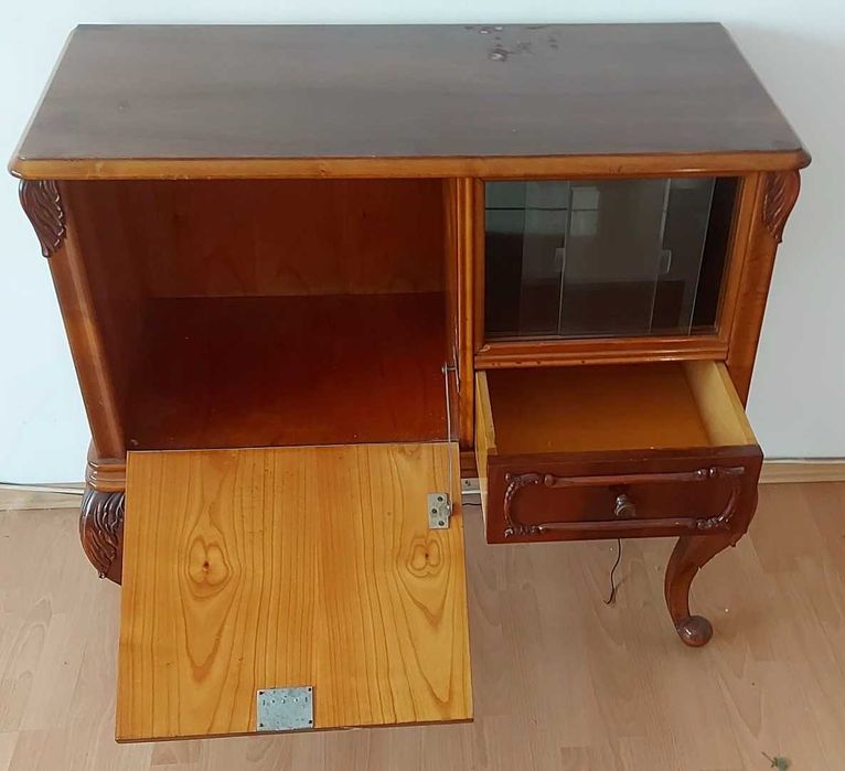 Comoda Vintage cu Vitrina Stil Florentin; Bufet; Mic Dulap