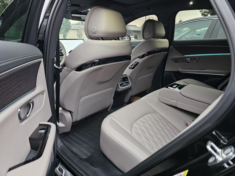 BYD.Han.Lidarli.Bitta matorli. 701km. Yili 2024. Yurgani 14000. Narxi