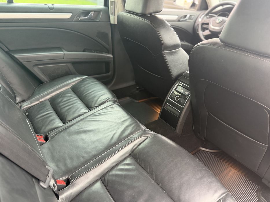 SKODA Superb 2011 — imagine 4