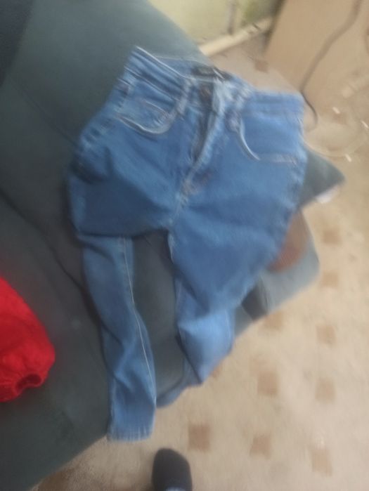 Продам вещи на девочку 7-10 лет