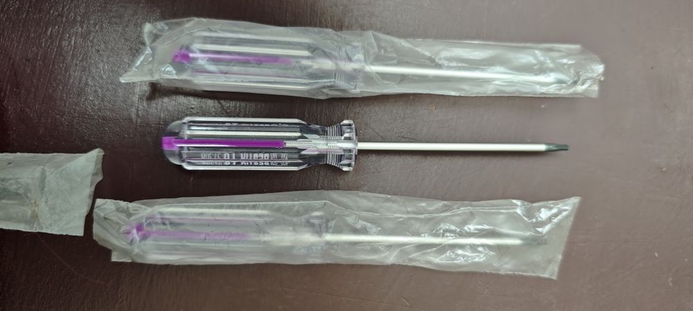 Резец для проточки опорных диск