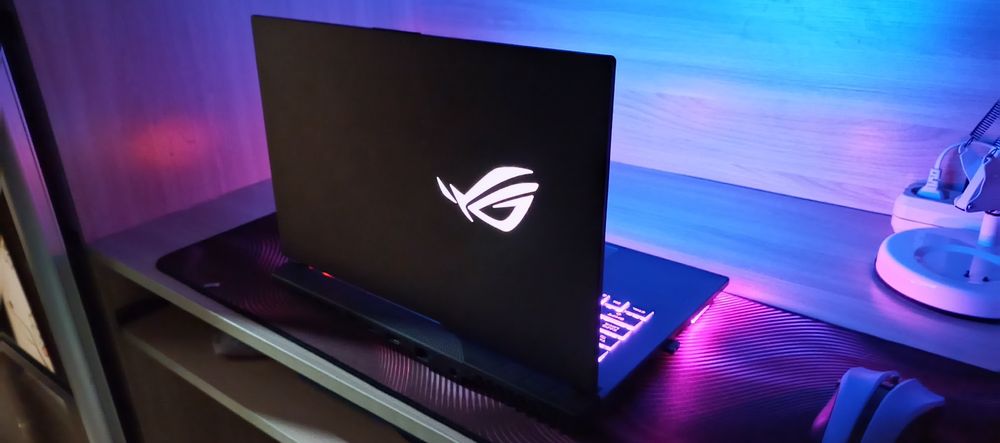 Asus Strix Rog Ryzen9/RTX/300герц
