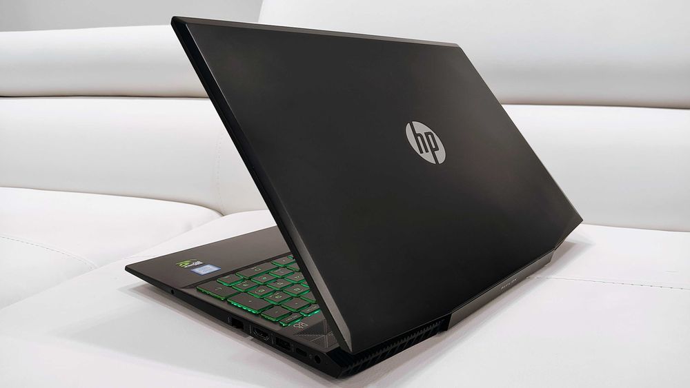 Laptop Nou HP Pavilion Gaming, intel core i7-hexa core, ram 16 gb
