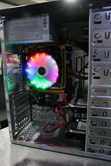 Кейс H110 DDR4 CPU-I3 7100 CpuRgb